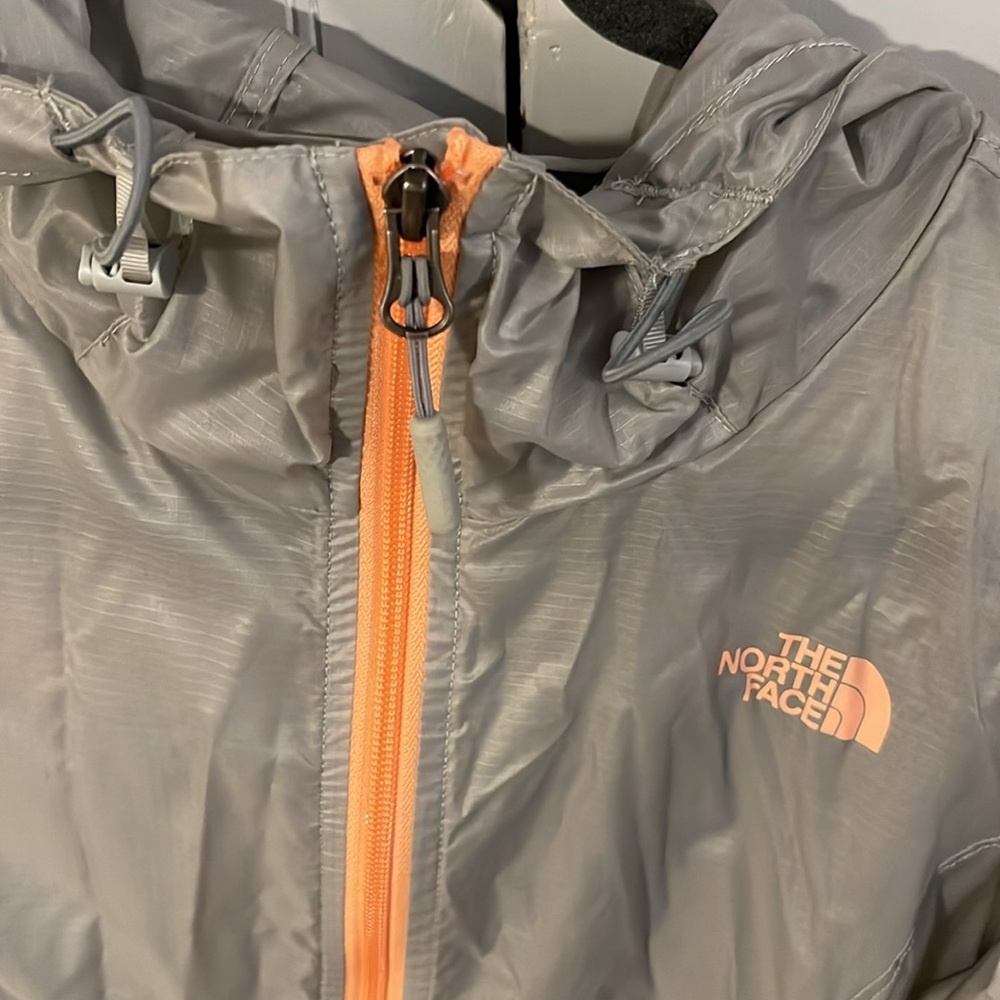 North Face Wind Breaker excellent condition, NS home